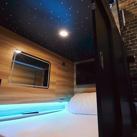 Pod Hotel Montreal Luaran gambar