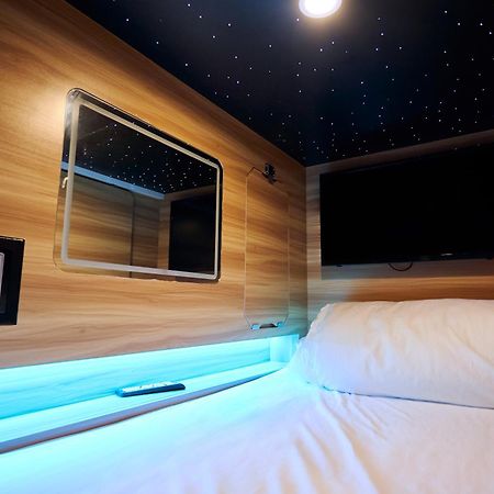 Pod Hotel Montreal Luaran gambar