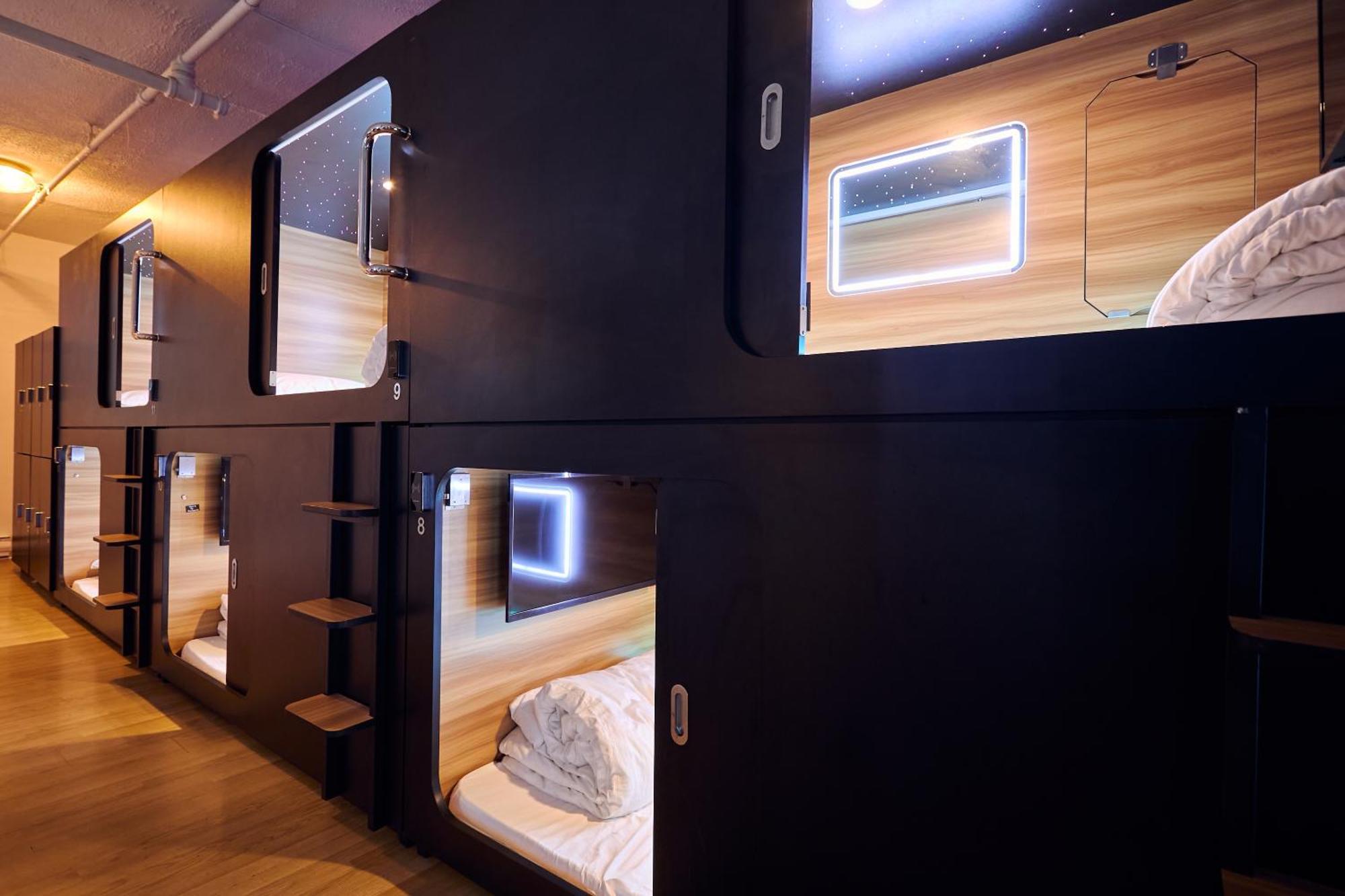 Pod Hotel Montreal Luaran gambar